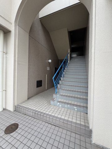 オータスビレッジのエントランス