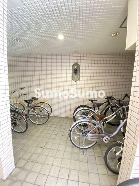 シュレスヘン南塚口の外観