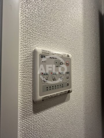 セレニテ新大阪プリエの設備|セレニテ新大阪プリエ　浴室乾燥機