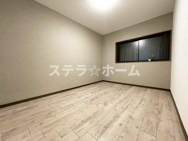 清水2 中古戸建の洋室|スタンダードな洋室です