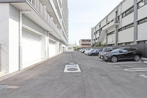 スプランディッドⅦの駐車場|駐車場に車を止められます
