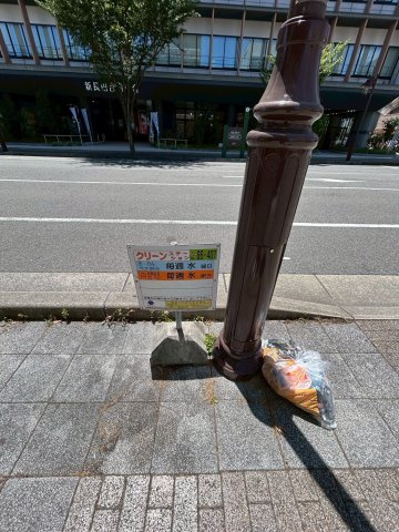 シャロンT・Iの駐車場