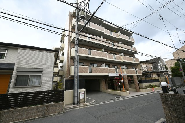 モンテベルデ吹田の外観|空き家につき即日入居可能！ぜひ一度ご内覧ください。皆様からのご連絡を心よりお待ちしております。