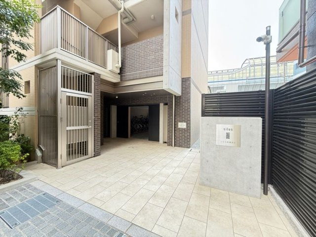 シルス東灘深江のエントランス