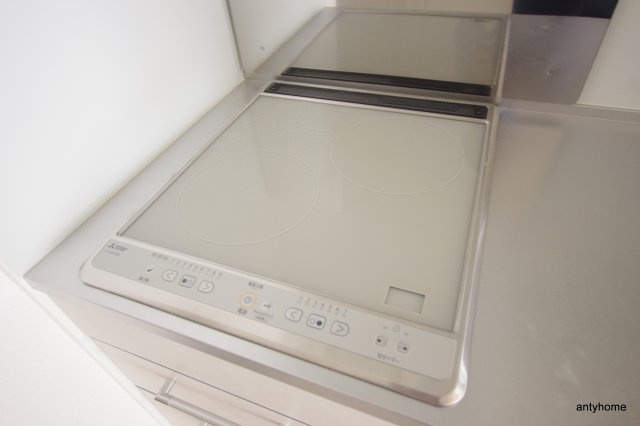 セレニテ江坂ルフレ　仲介手数料無料のキッチン