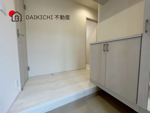 【玄関】 | 桶川市北１丁目8期　新築戸建　全2棟　2号棟
