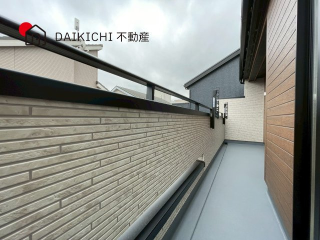 【バルコニー】 | 桶川市北１丁目8期　新築戸建　全2棟　2号棟