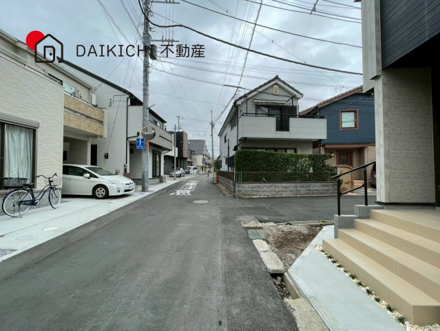 【前面道路含む現地写真】 | 桶川市北１丁目8期　新築戸建　全2棟　2号棟