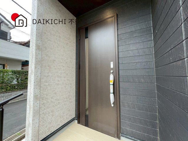 【玄関】 | 桶川市北１丁目8期　新築戸建　全2棟　2号棟