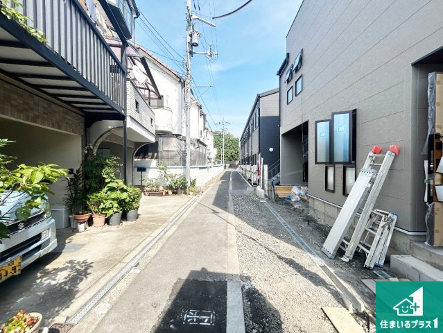 大阪市旭区生江　第3期　新築一戸建ての前面道路含む現地写真|周辺は落ち着いた街並みの住宅地！子育てがしやすい住環境です！まだ未完成ですが、現地でしかわからない事もございます。是非一度ご覧ください。