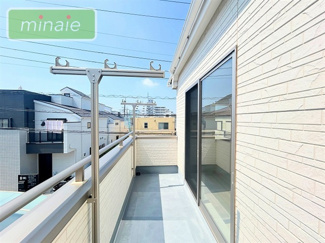 【バルコニー】 | 平日・土日も見学できます　WIC付き　再生住宅　習志野台8 | 販売現地