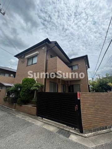 ジョワイーストの外観