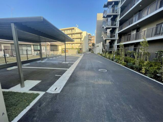 【駐車場】