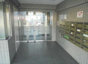【エントランス】