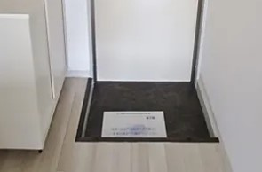 【玄関】