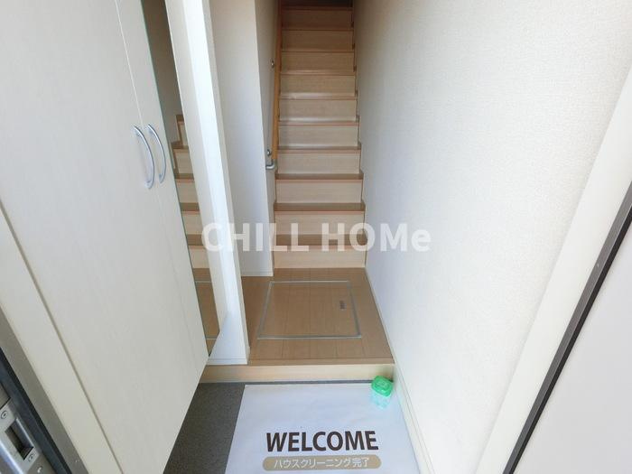 フォンテーヌ デュオの玄関|当社、チルホームのHPもご覧ください(^^)/物件情報多数♪