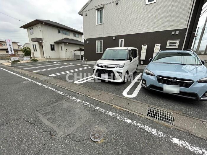フォンテーヌ デュオの駐車場|当社、チルホームのHPもご覧ください(^^)/物件情報多数♪