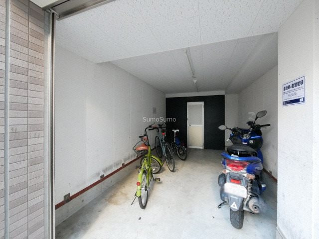 クレシア日本橋の外観