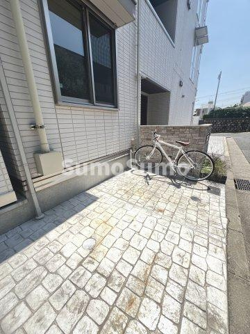 グレイスコート神戸住吉の駐車場
