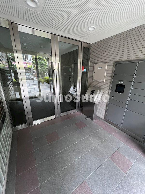 グレイスコート上本町のエントランス|建物の内部です