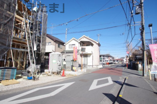 【前面道路含む現地写真】 | 【仲介手数料無料！！】府中市南町3丁目　新築戸建て（全2棟）NO.2棟　5880万円