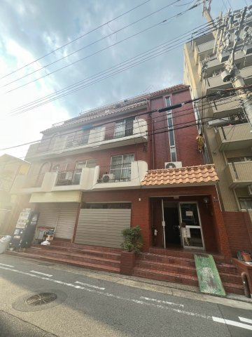グリーンハイツ花隈の外観