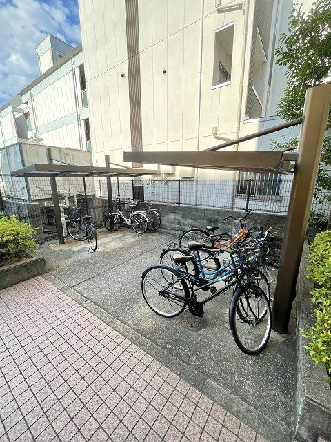 クリエイティブ・H・ＥＡＳＴの外観