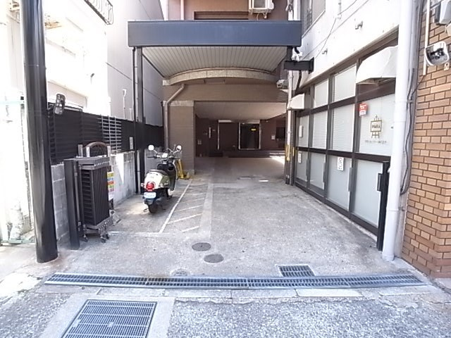 グレース神戸銘木の外観