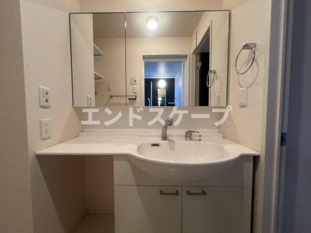 フォンテーヌ デュオの独立洗面台|高崎、前橋のお部屋探しはエンドスケープまで！お客様の理想お聞かせ下さい♪