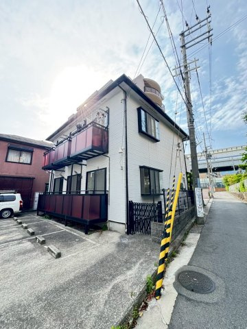 クレスト新在家の外観