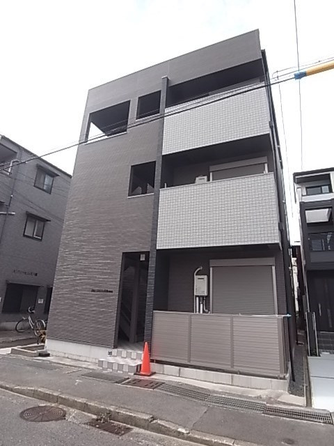 グルーブメゾン三宮EASTの外観
