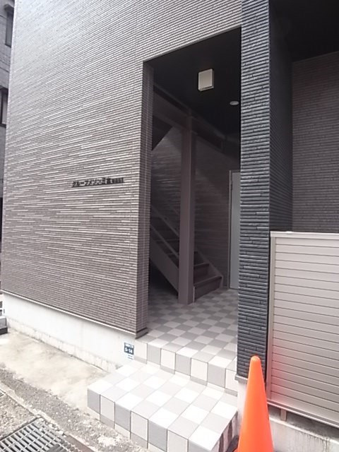 グルーブメゾン三宮EASTの外観