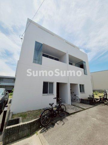 クレスト甲東園 B棟の外観