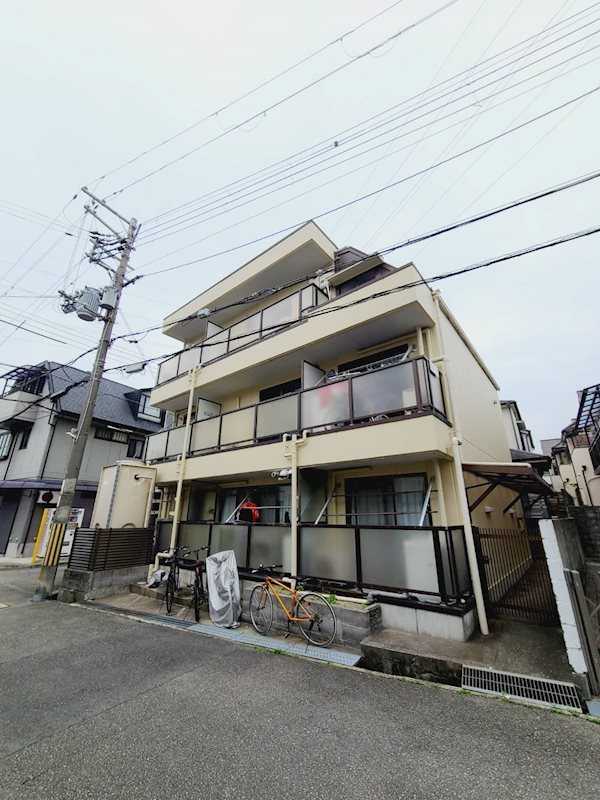 クレセント小林
