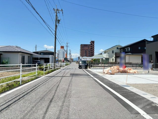 リーブルガーデン　岐阜市河渡　全5区画分譲の前面道路含む現地写真|■前面道路　■ヤマダ不動産　株式会社リライフ　
■夢のマイホーム購入をフルサポートします！