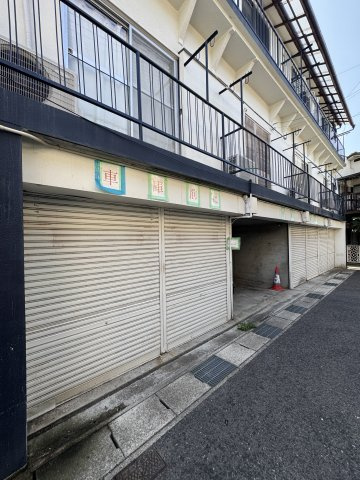 クレアハイム大谷の駐車場