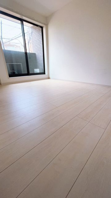 【内装】 | リルシア王子