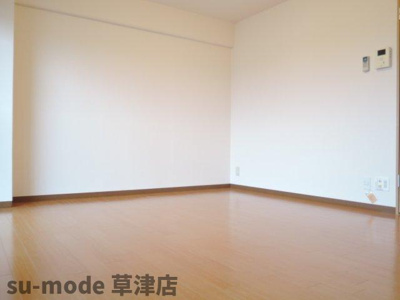 【居間・リビング】 | HAT'S | ゆったりとしたリビングです