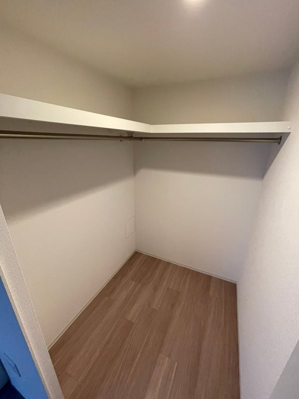 セレニテ堺筋本町プリエの収納
