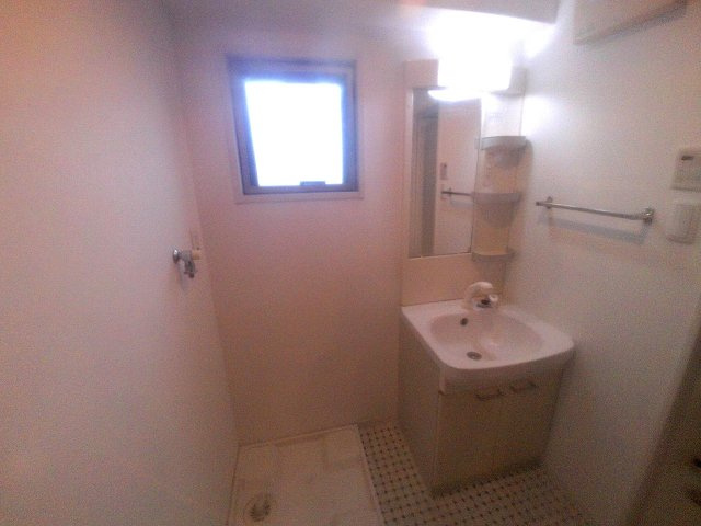 YKハイツ西明石Ⅱの洗面所