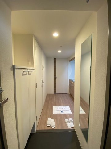 セレニテ神戸西クレアの玄関