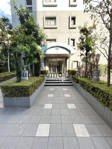 グレイスコート上本町の外観