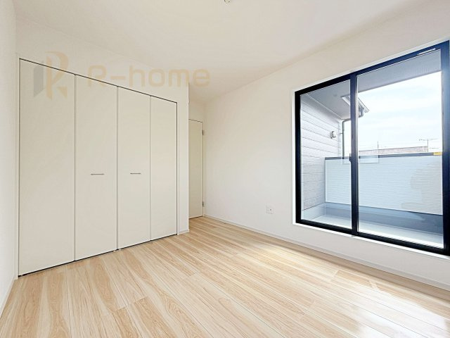 稲敷郡阿見町55期　新築戸建て　1号棟の洋室|全居室に収納を完備♪スッキリとした快適な居住空間を確保！