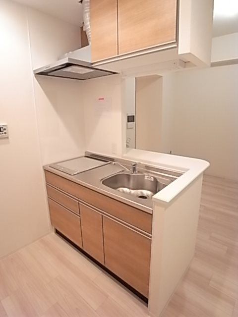 セレニテ神戸元町クレアのキッチン
