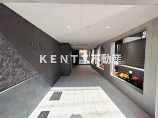 【エントランス】 | 建物の内部です