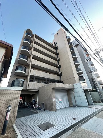 グレイスケヤムラの外観