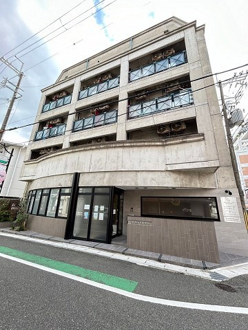 クワドリフォリオの外観