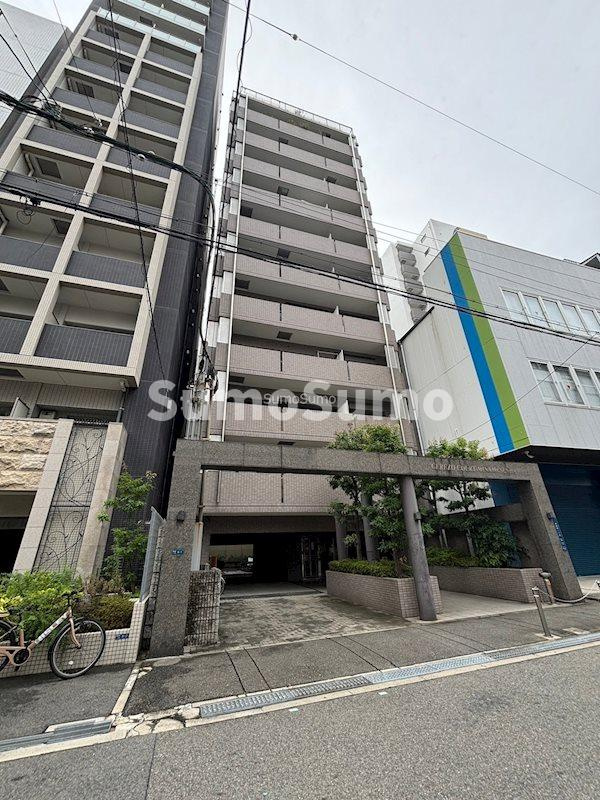 セレッソコート南船場の外観