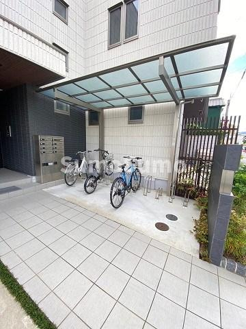 セラヴィ甲子園の外観