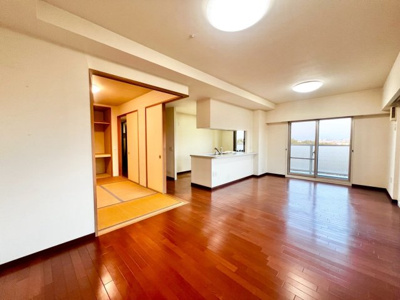 【居間・リビング】 | 堺泉北光明池城山公園シンシア